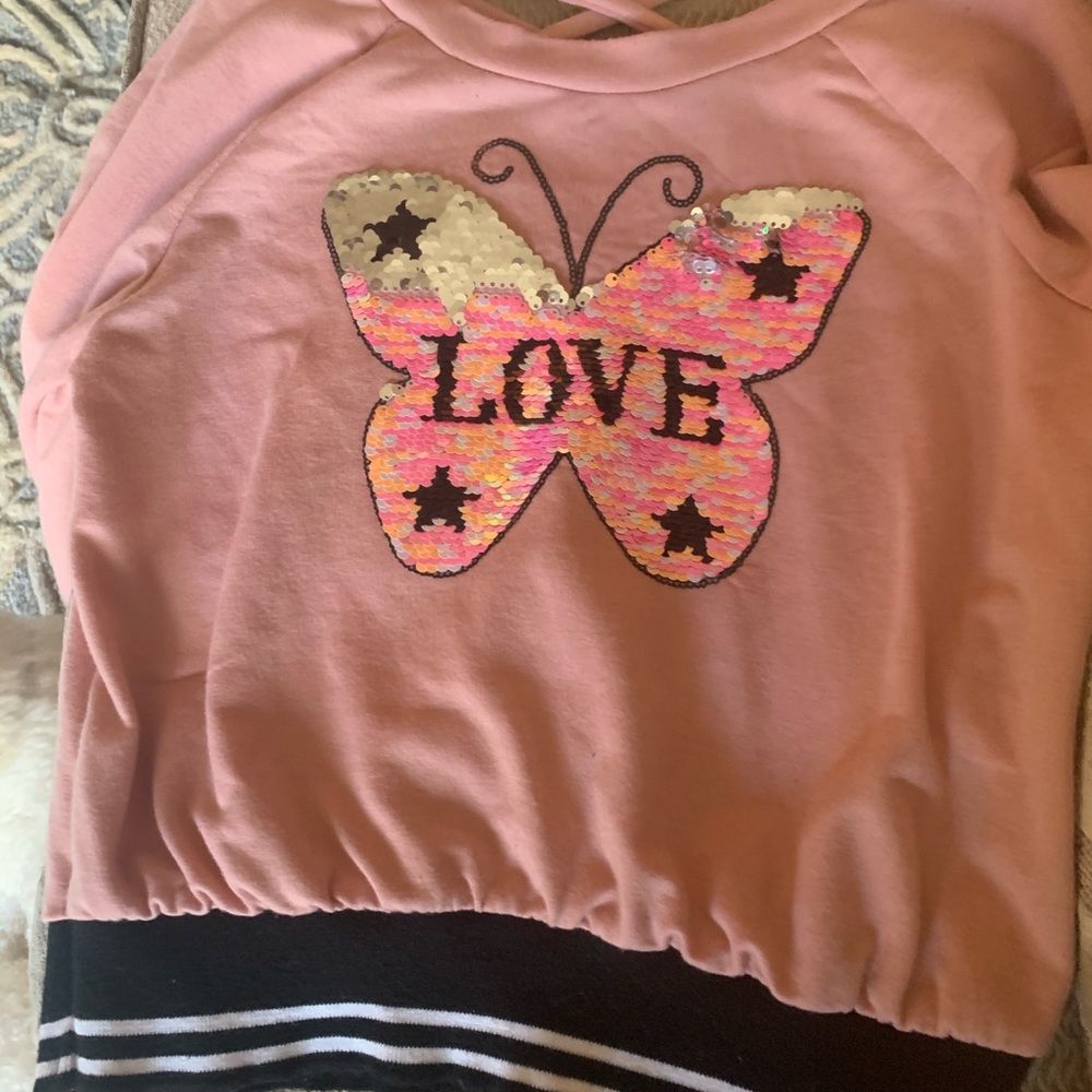 Girl’s Shirts